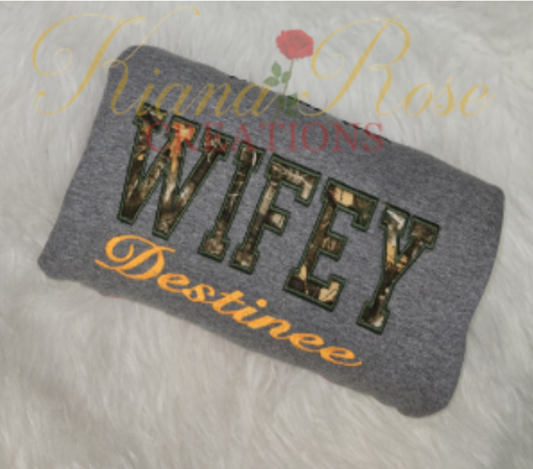 Personalized Hunting Realtree Wifey Sweatshirt